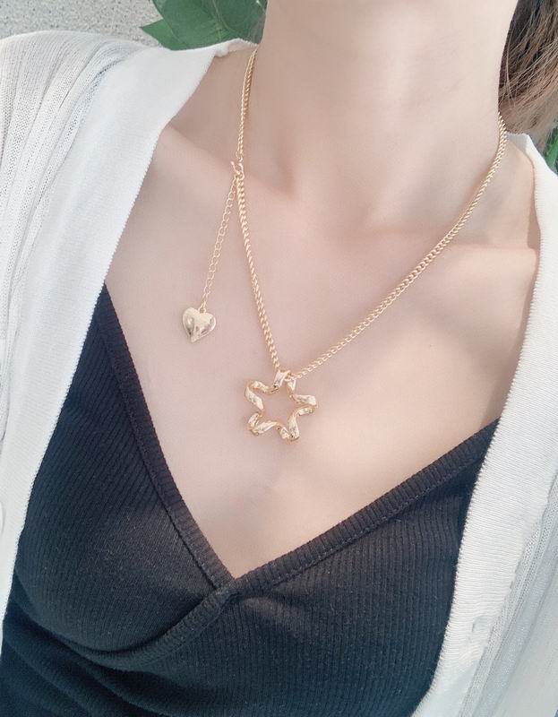 Moschino necklace 03yxh01 (5)