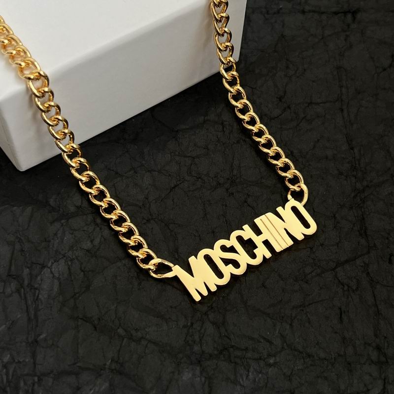 Moschino necklace 03yxh03 (3)