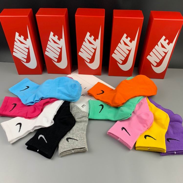 NIKE Socks  (3)