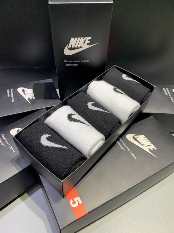 NIKE Socks  (5)