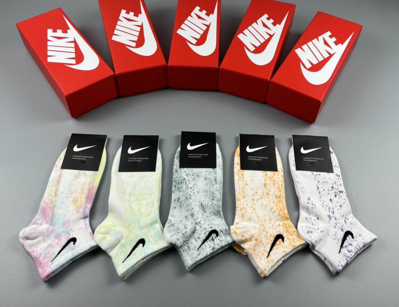 Nike Socks  (3)
