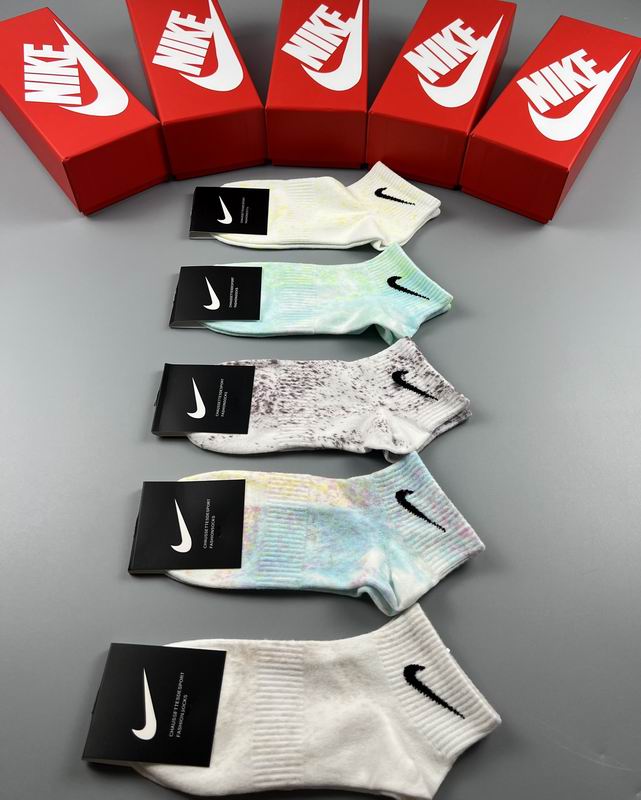 Nike Socks  (4)