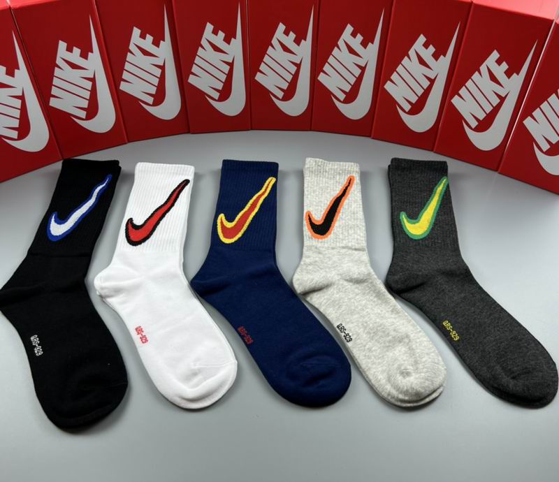 Nike Socks  (4)