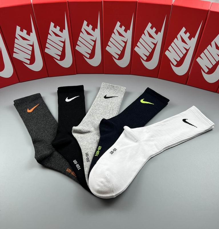 Nike Socks  (5)