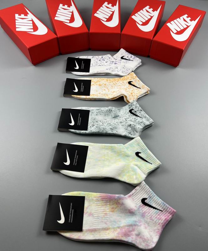 Nike Socks  (9)