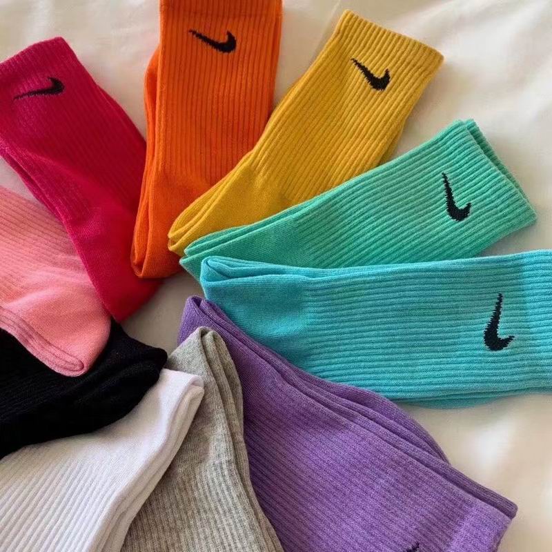 Nike socks (9)