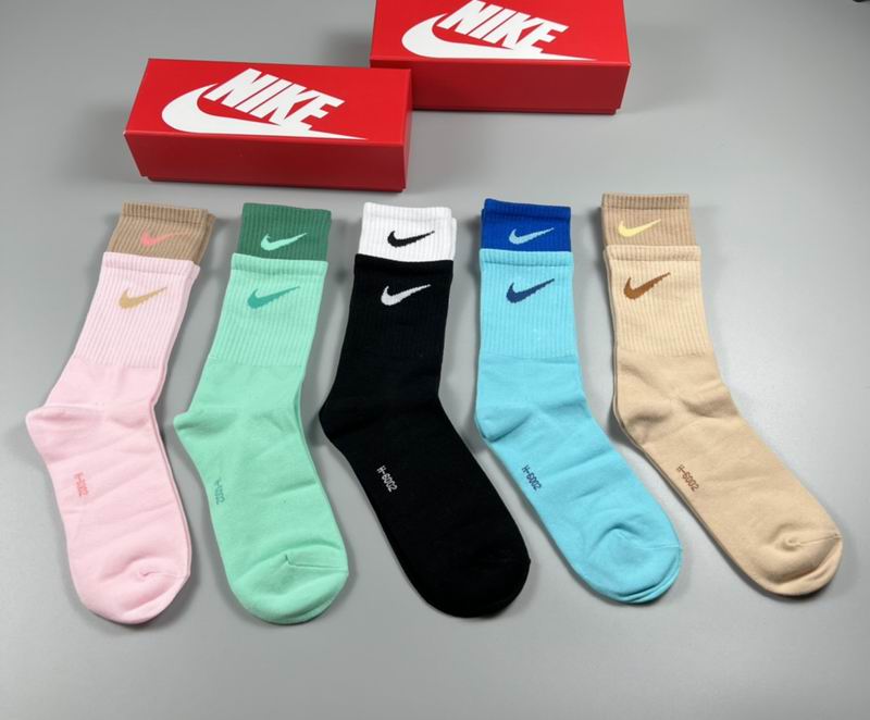 Nike socks (9)