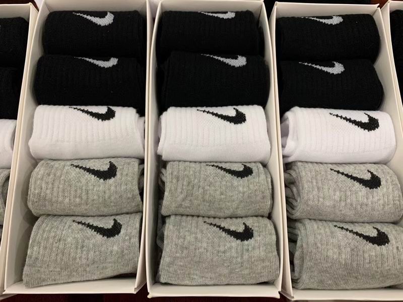 Nike socks  (2)
