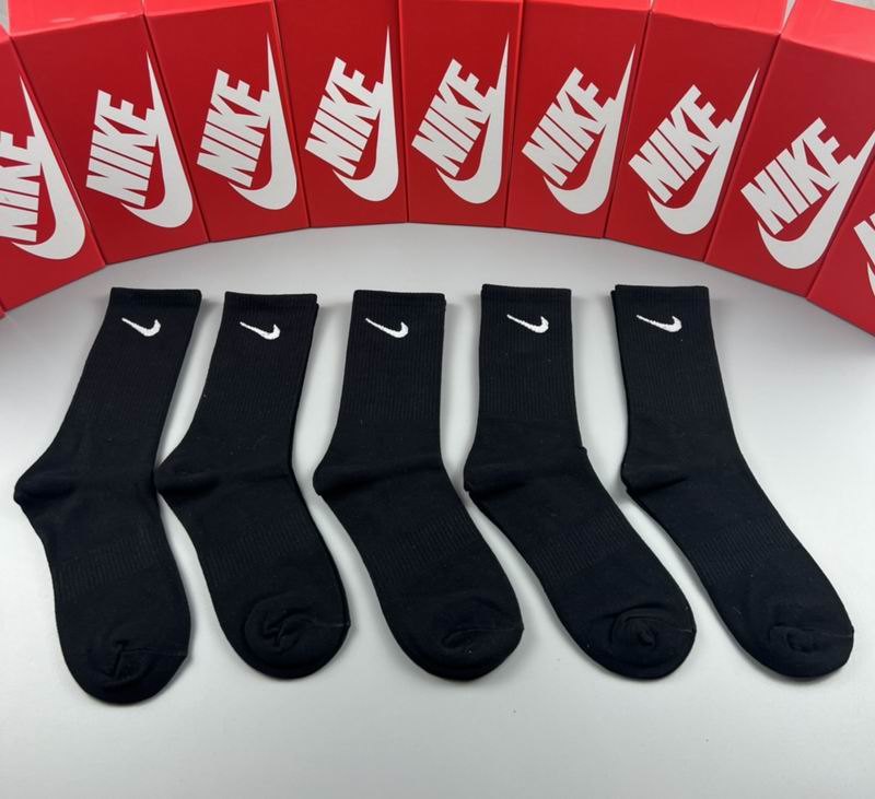 Nike socks  (3)