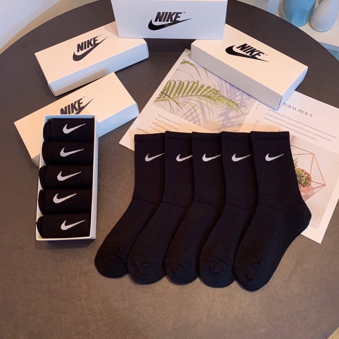 Nike socks  (3)