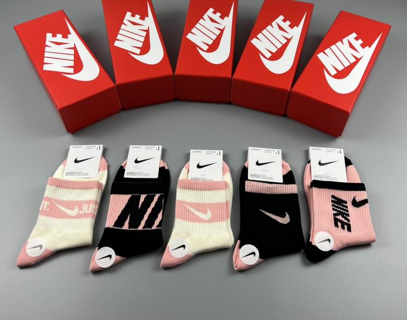Nike socks  (5)