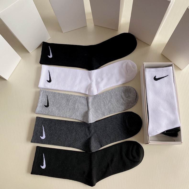 Nike socks  (6)