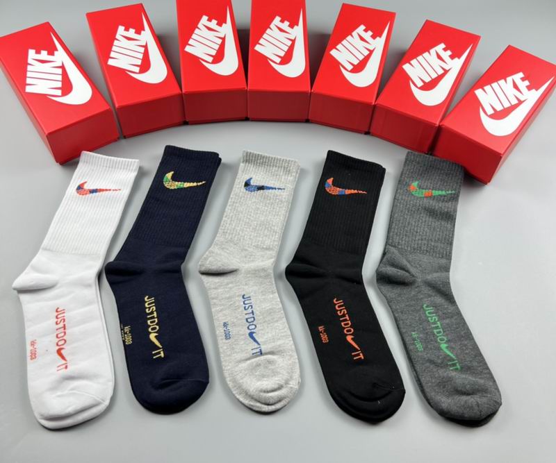 Nike socks  (6)