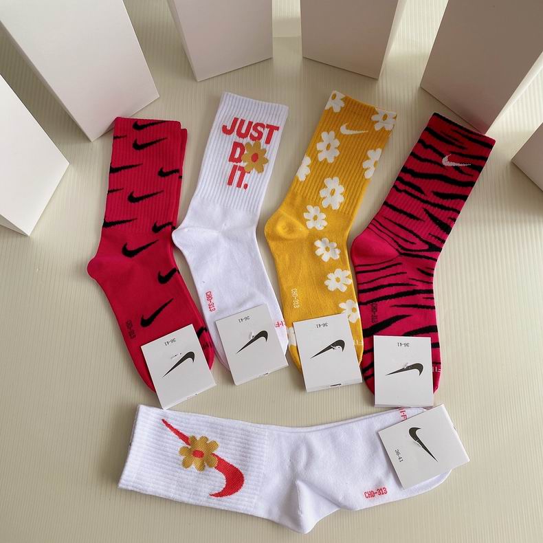 Nike socks  (9)