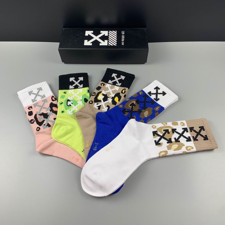 OFF WHITE socks  (4)