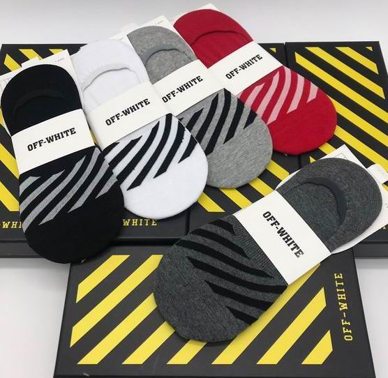 OFF WHITE socks  (4)