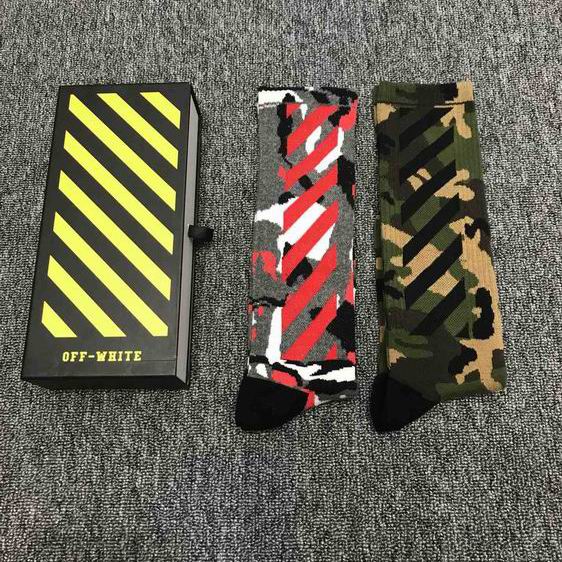 OFF WHITE socks  (4)