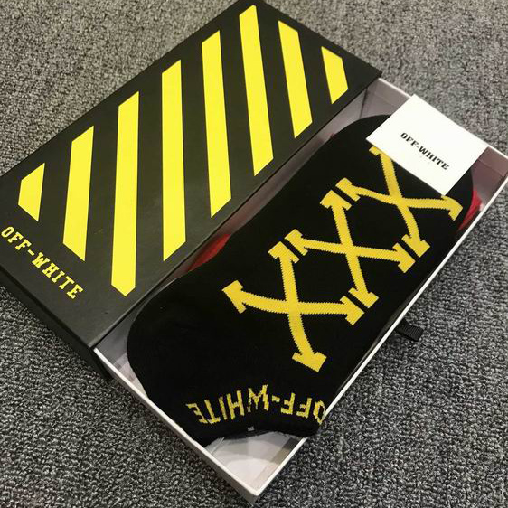 OFF WHITE socks  (6)