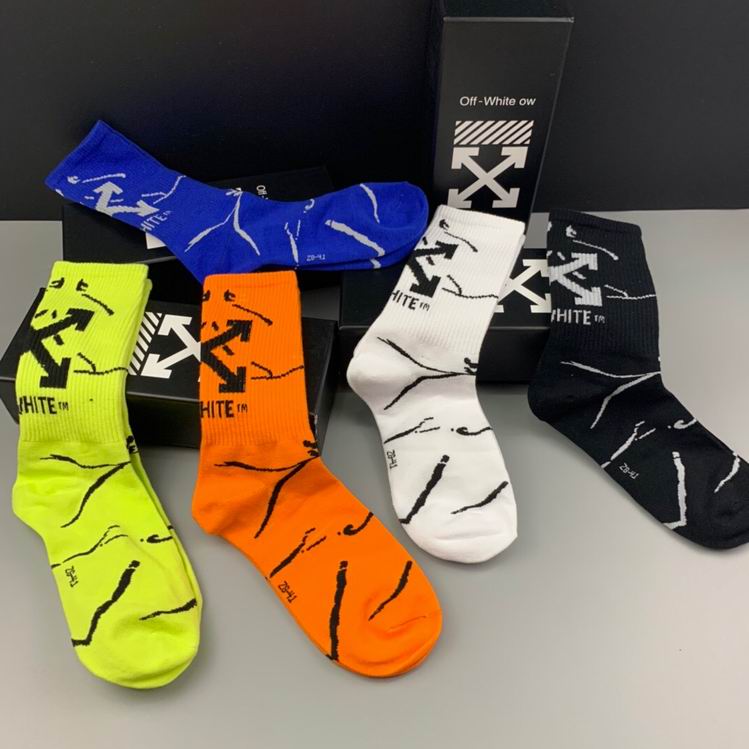 OFF WHITE socks  (7)