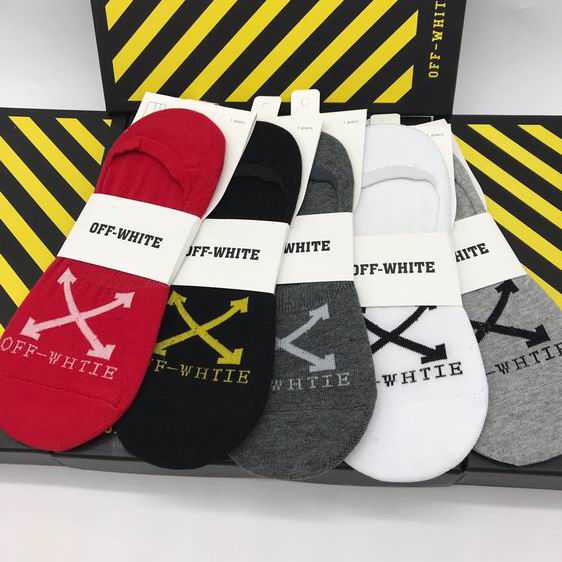 OFF WHITE socks  (8)