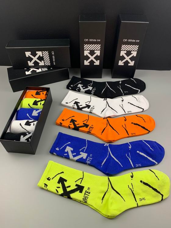 OFF WHITE socks  (9)