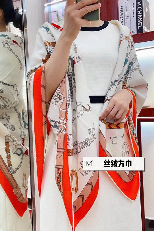 Other scarf 133X135cm 70山羊绒 30桑蚕丝 E (2)