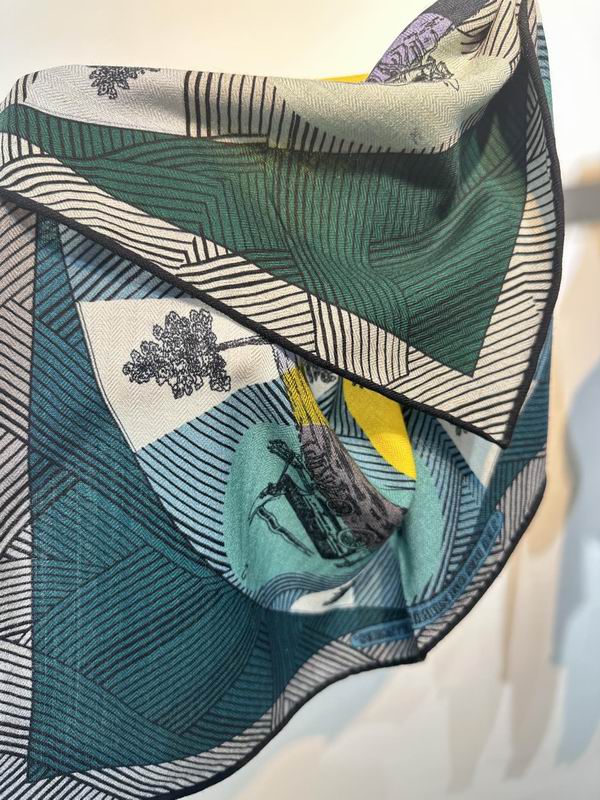 Other scarf 70X70cm E (3)