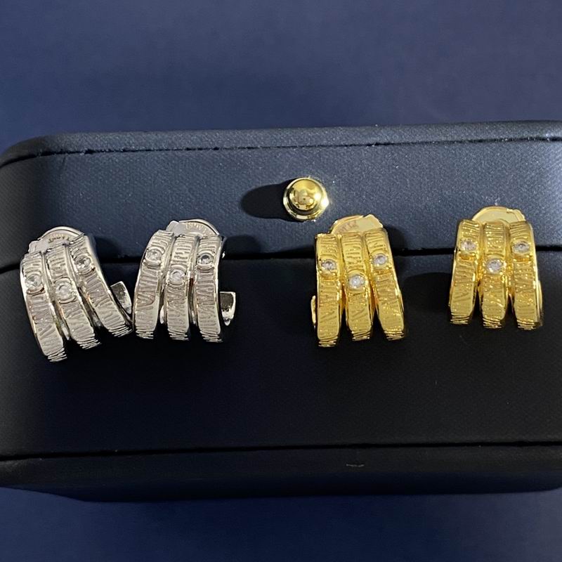 Piaget earring 03yxh02 (6)