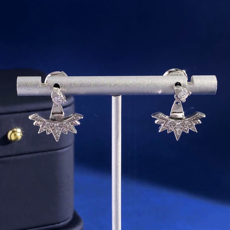 Piaget earring 03yxh04 (4)