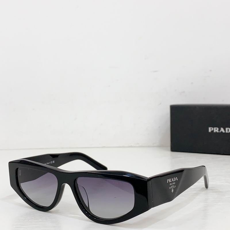 Prada SPR 52 17-145 b05