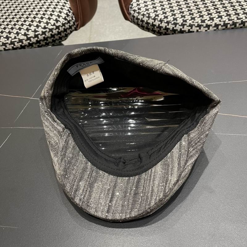 Prada beret (21)