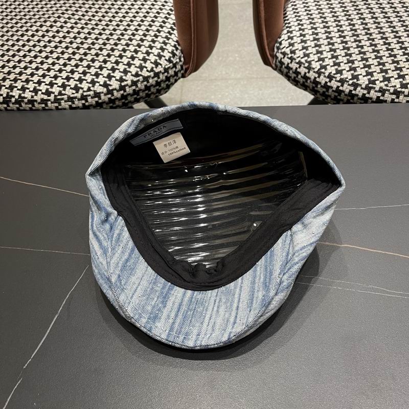 Prada beret (31)