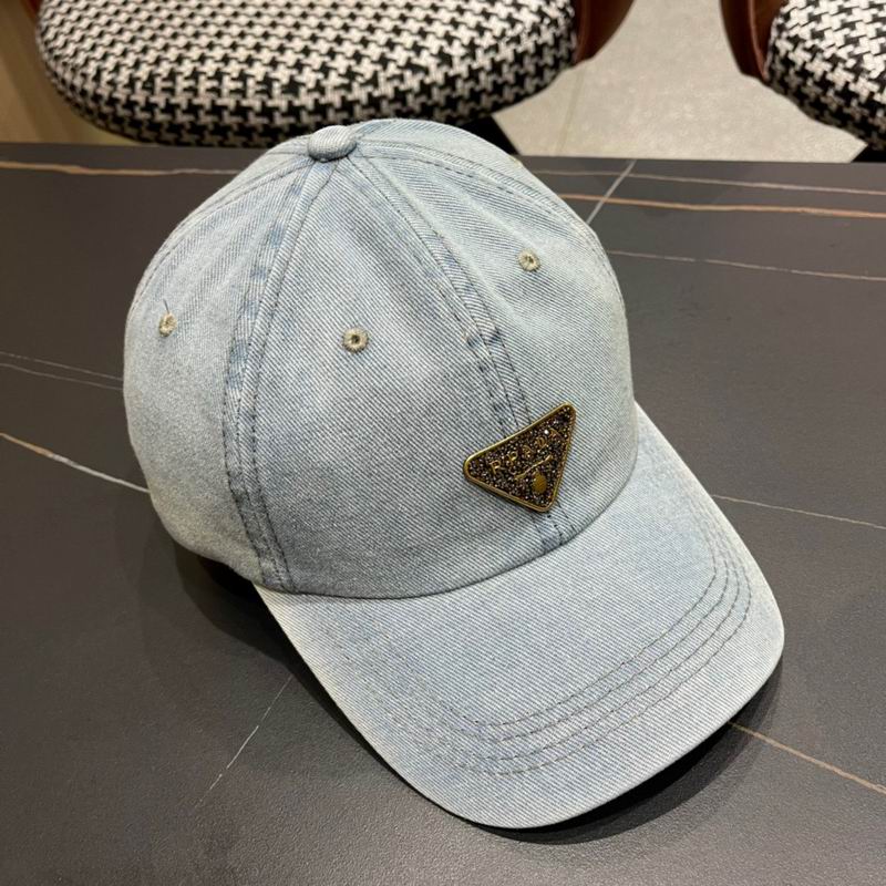 Prada cap (174)
