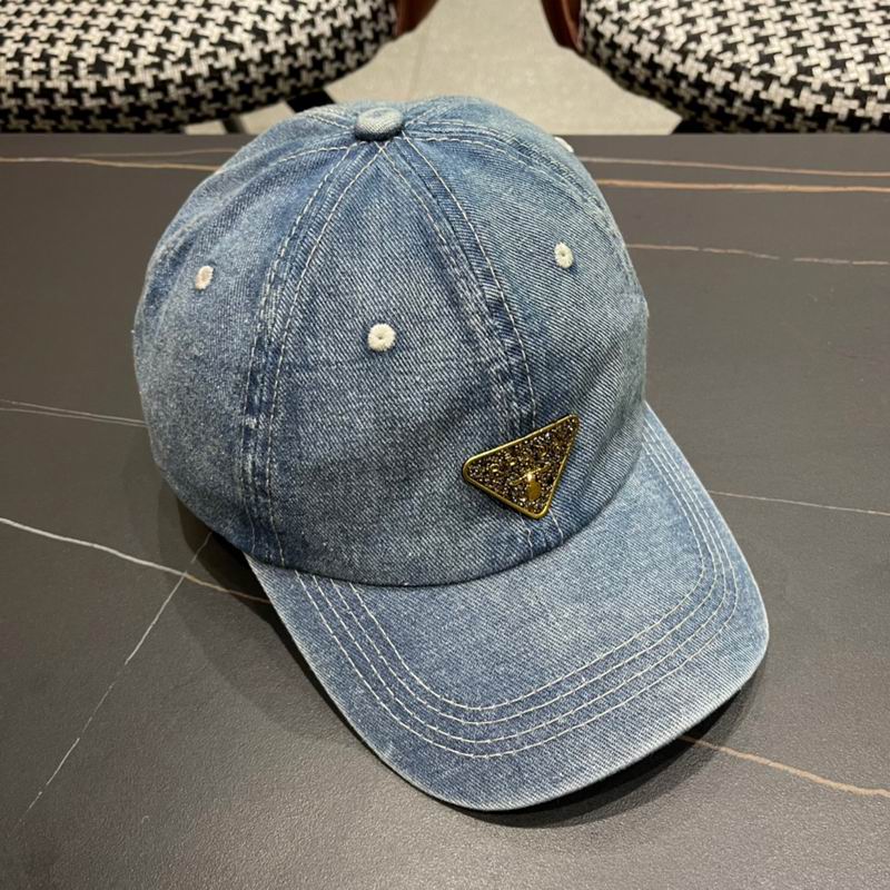 Prada cap (185)