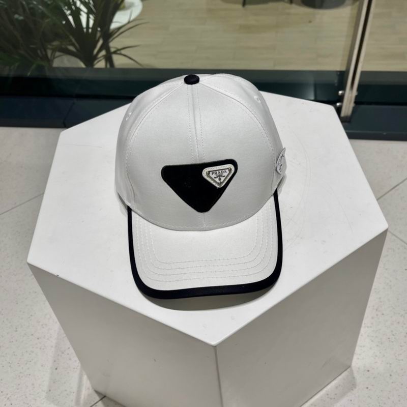 Prada cap (207)