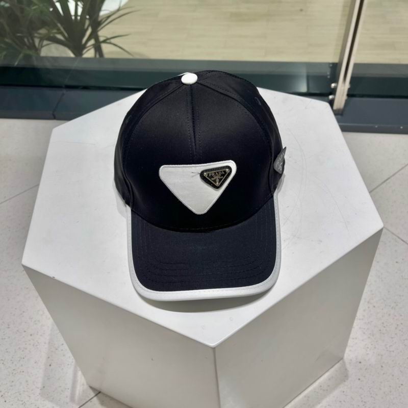 Prada cap (216)