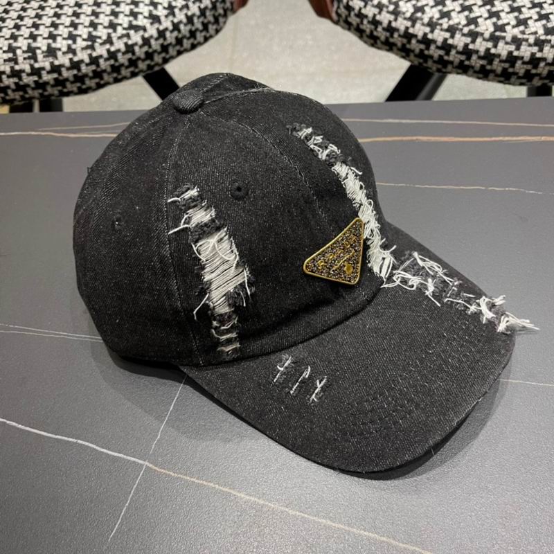 Prada cap (226)