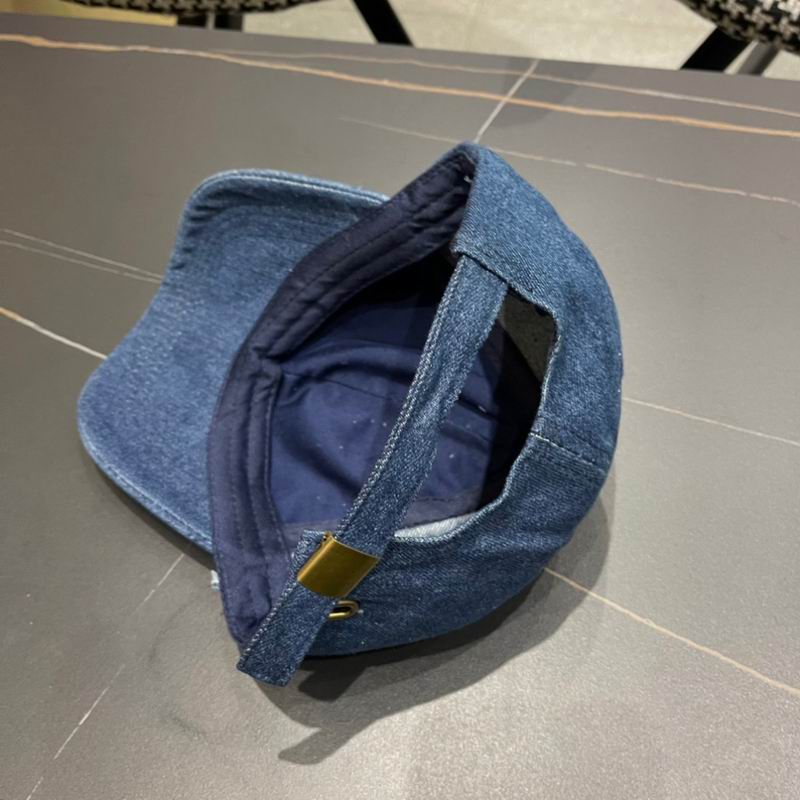 Prada cap (230)