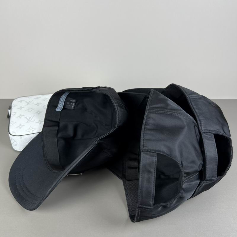 Prada cap dx (10)