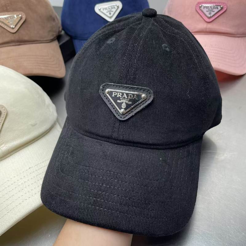 Prada cap dx (2)