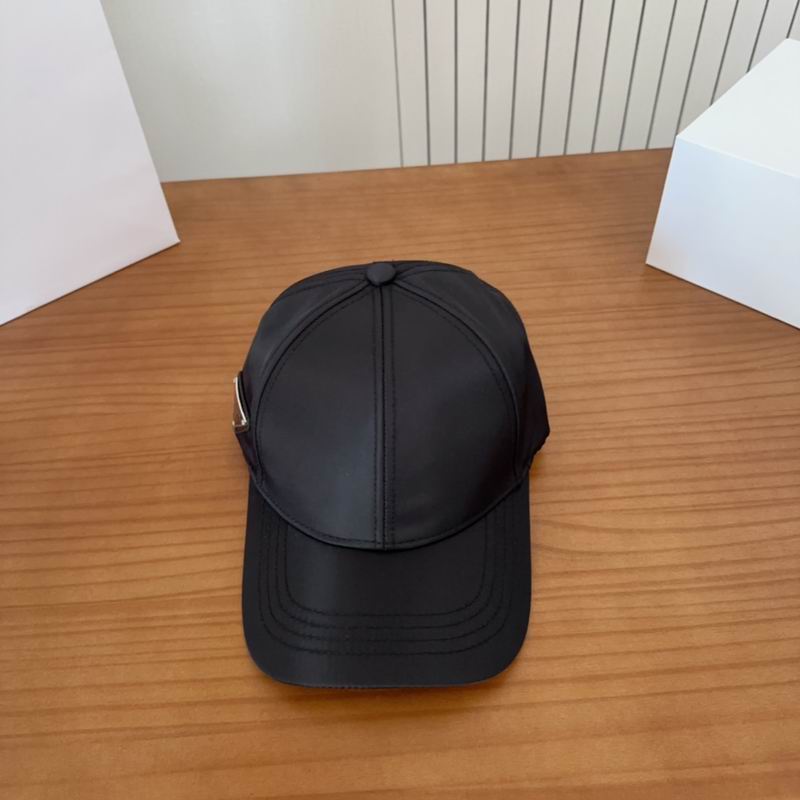 Prada cap dx (40)