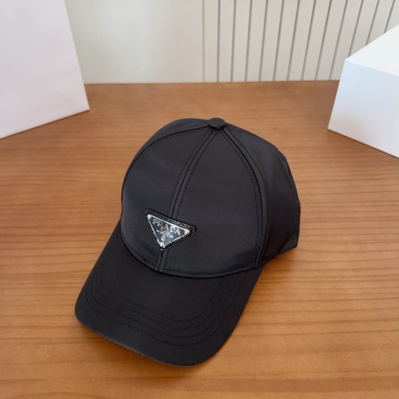 Prada cap dx (50)