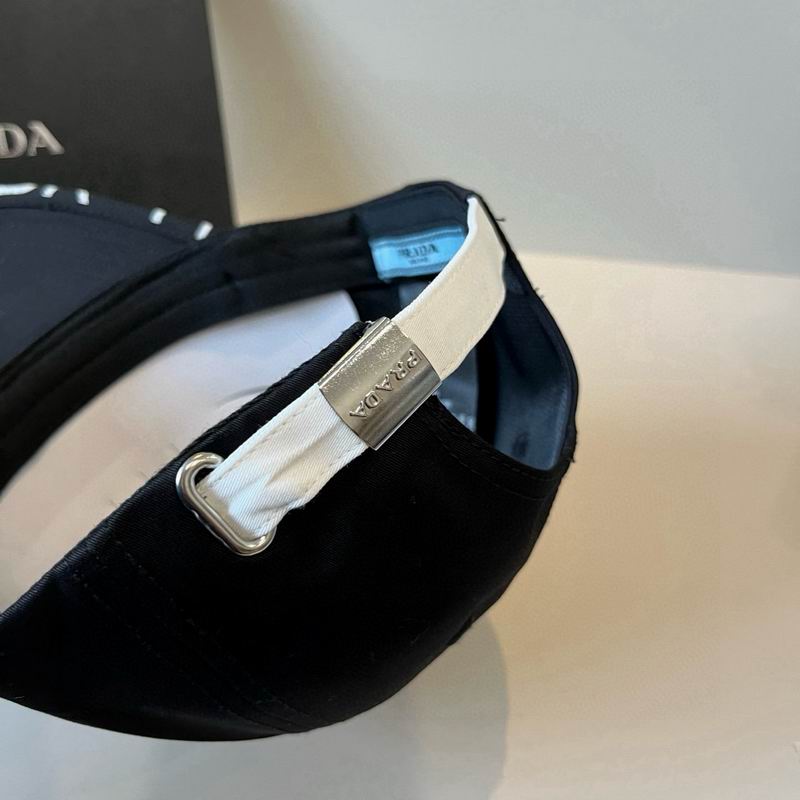 Prada cap dx (55)