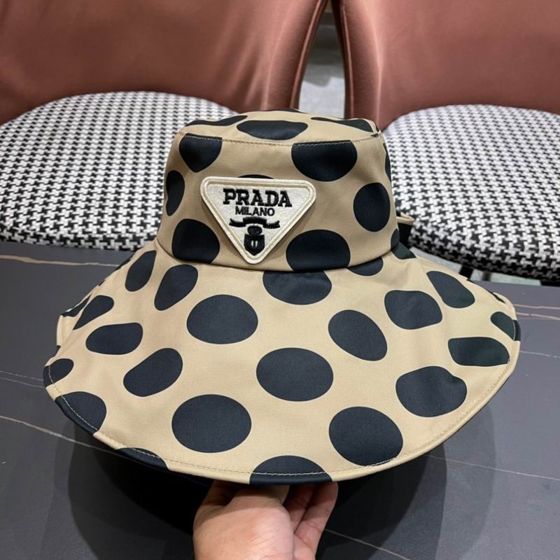 Prada hat (199)