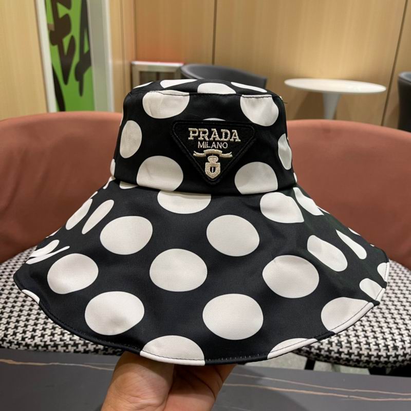 Prada hat (208)