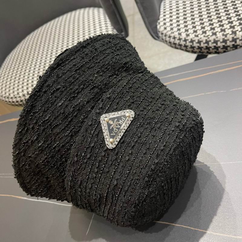 Prada hat (229)