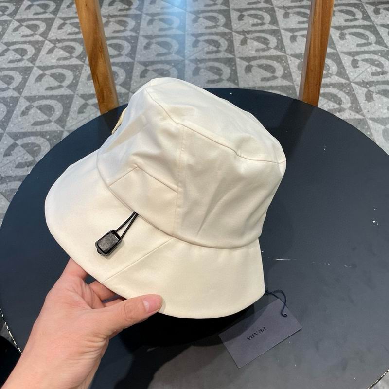 Prada hat (281)