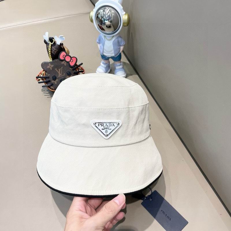 Prada hat (330)