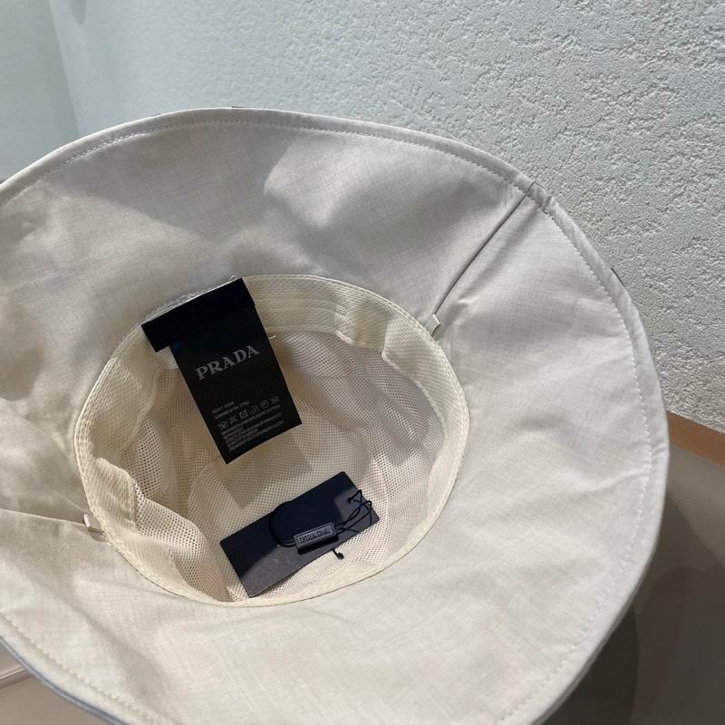 Prada hat (334)