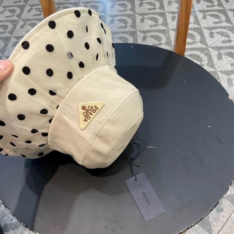 Prada hat (337)